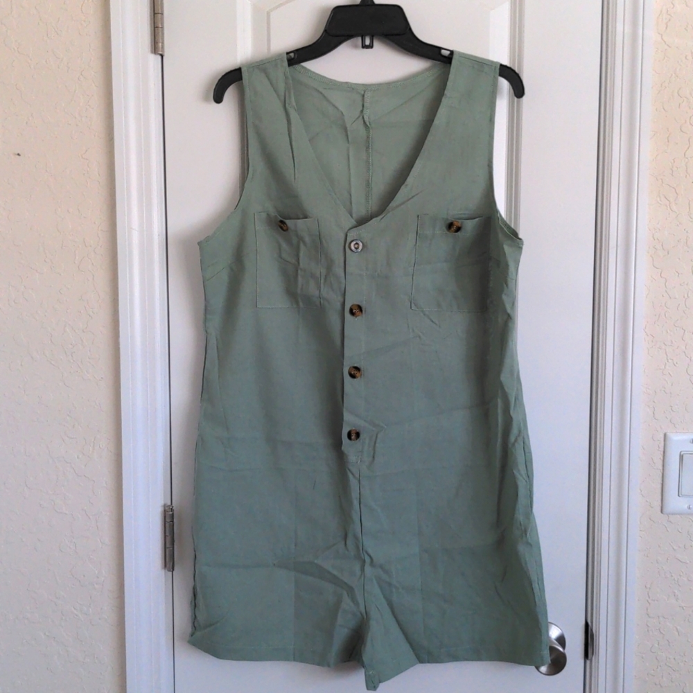 NWT XL Sage Green Jumper